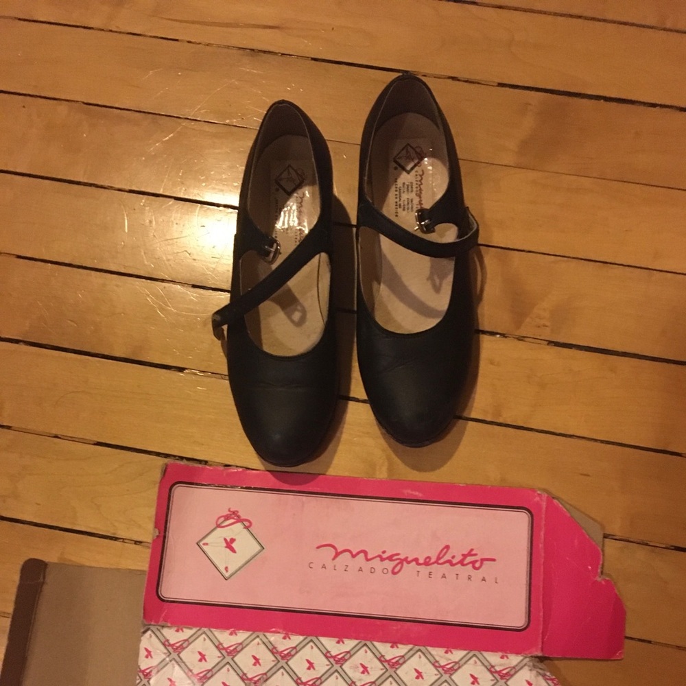 Girls Flamenco dance shoes (Folklore)